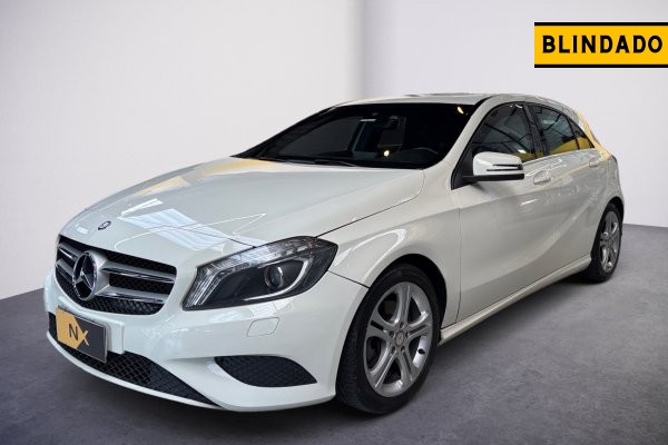 MERCEDES-BENZ A 200 1.6 TURBO URBAN 16V GASOLINA 4P AUTOMÁTICO 2013/2013